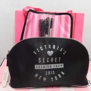 NWT Victoria’s Secret Official Fashion Show 2013 Make-Up Bag & Brush Set
